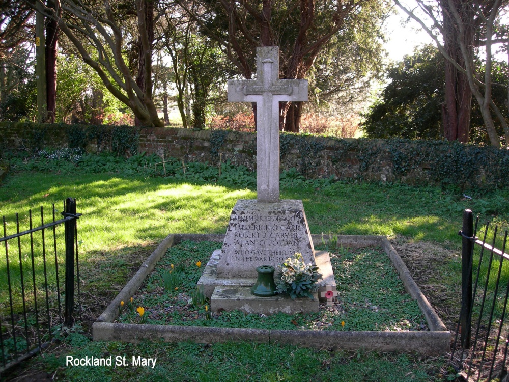 Rockland St Mary, War Memorial.