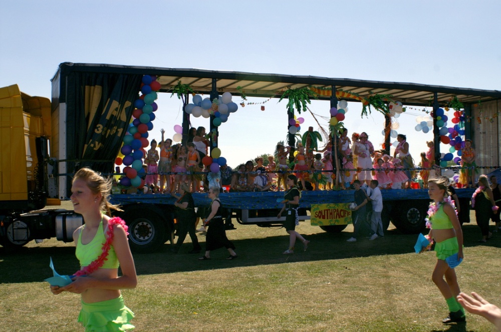 One of the floats coming in