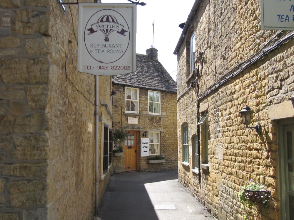 The Yellow Cotswold Stone