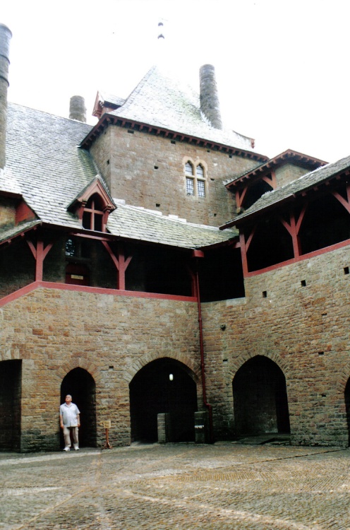 After walking up and down stairs, have a rest.