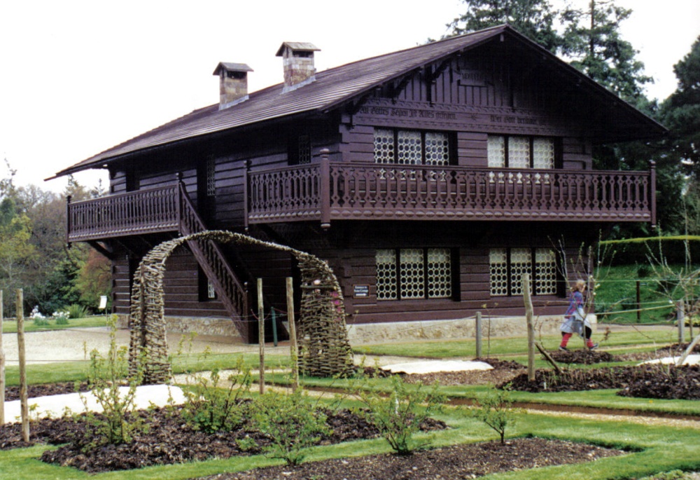 Swiss Chalet playhouse.