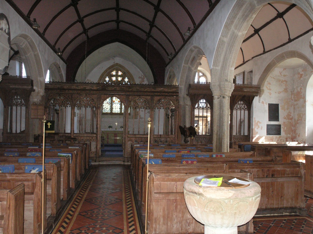 Interior St Nicholas and St Cyriac Church