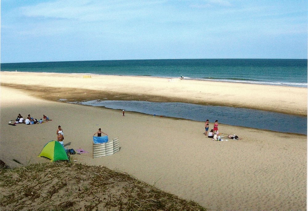 Photograph of The beach at Winterton