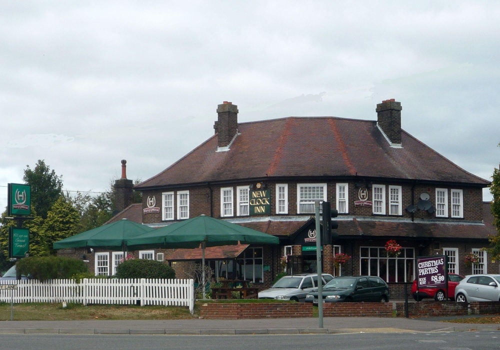 New Clock Inn