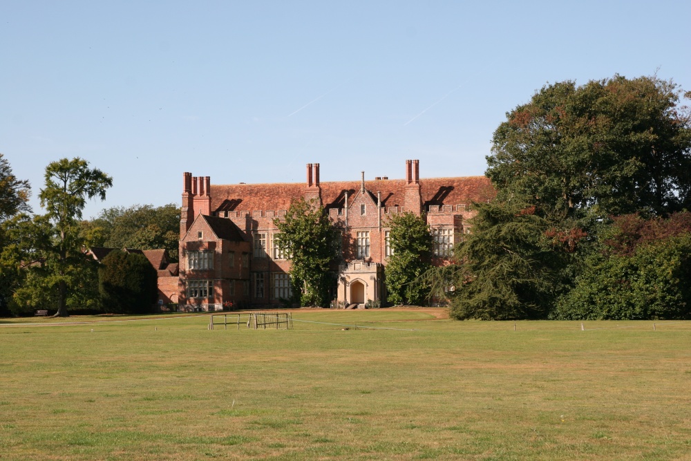 Photograph of Mapledurham House