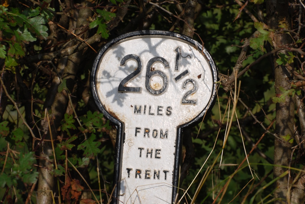 Photograph of Sign by the Grantham Canal