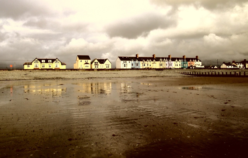 Seafront houses at Borth