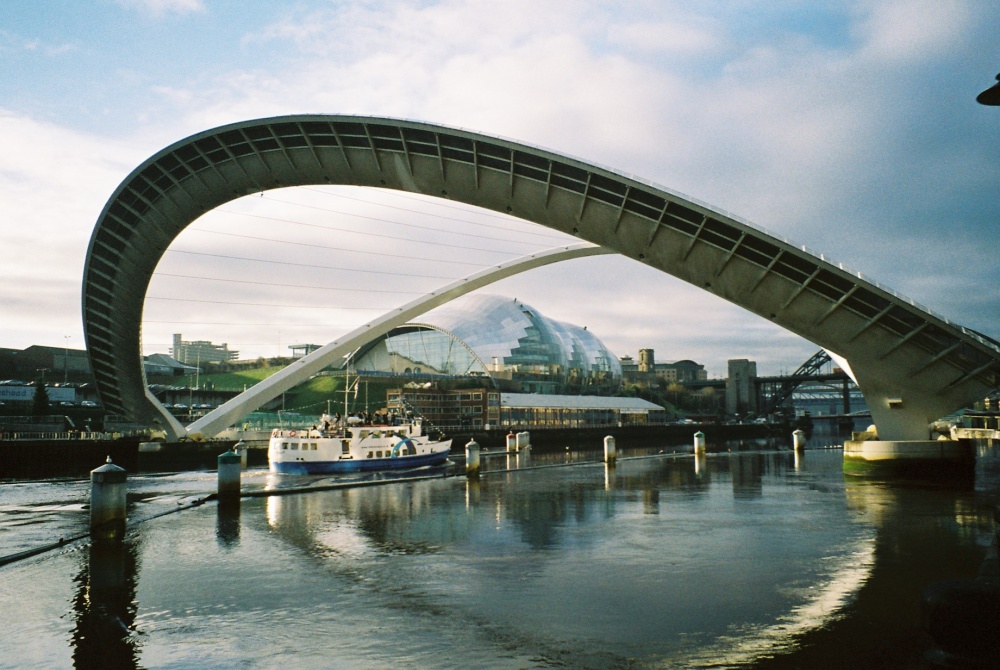 Photograph of Millennium Bridge over River Tyne