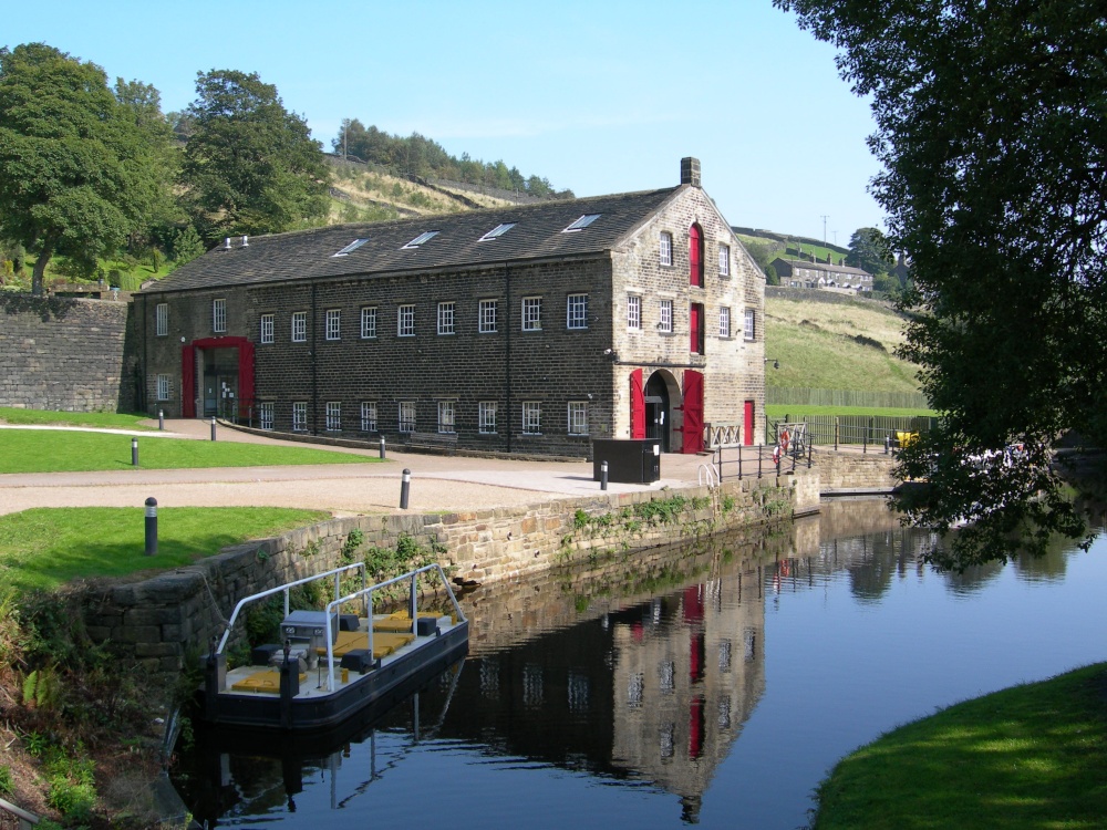 Photograph of Canal Warehouse