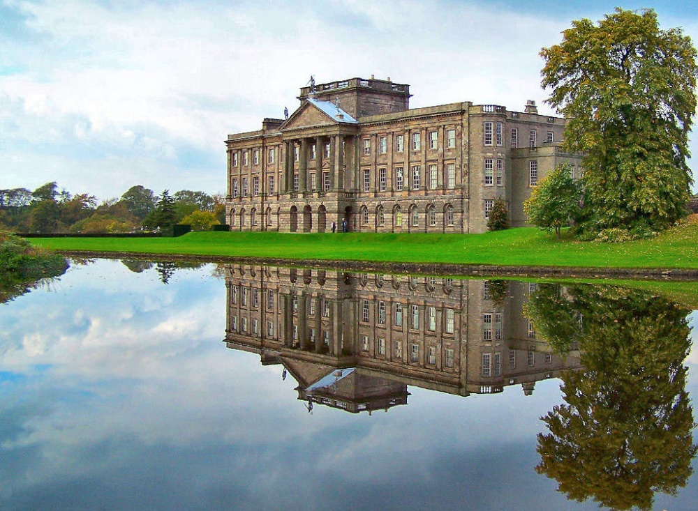 Lyme Hall, Cheshire photo by Kevin Tebbutt