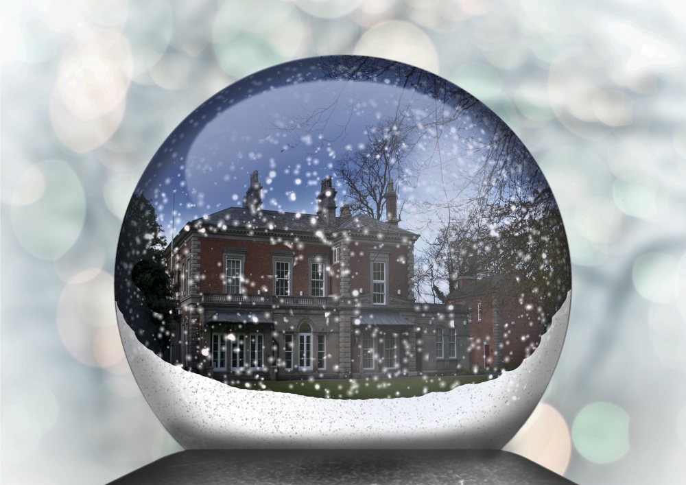Photograph of Frodsham Snowglobe