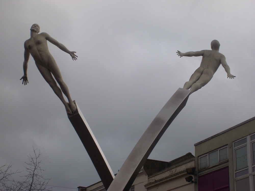 Northampton, sculpture-'Discovery'