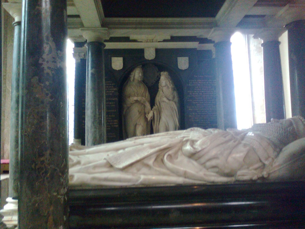 Tomb in Chipping Campden Church