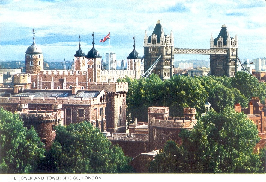 Tower of London and London Bridge, Postcard 1984