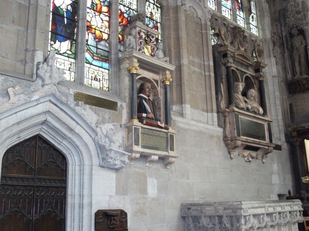 Shakespeare's bust on Chancel wall
