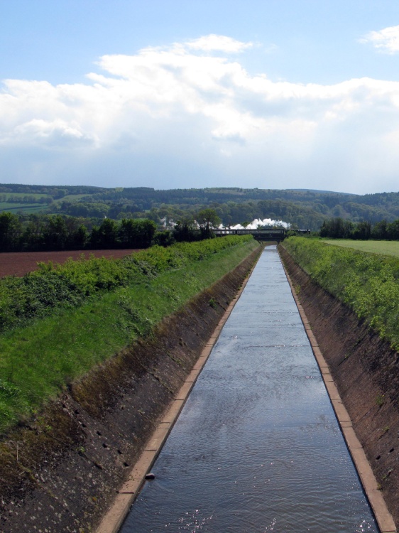 River Avill overflow channel