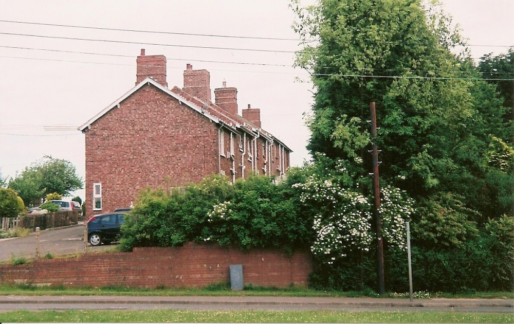 Photograph of Railway Cottages
