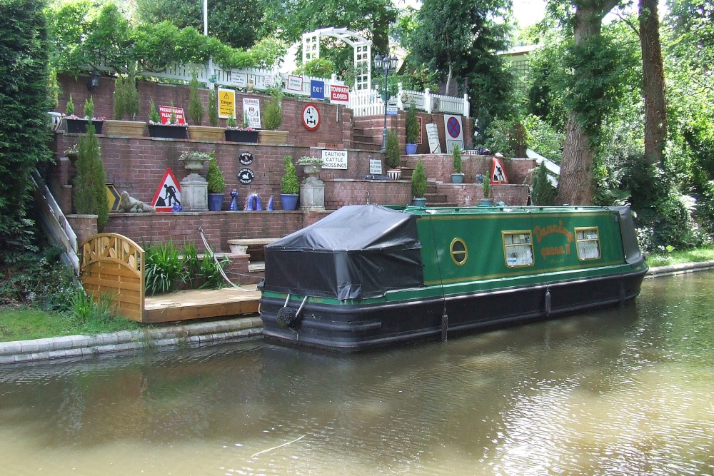 Brecon and Monmouth Canal At Govilon