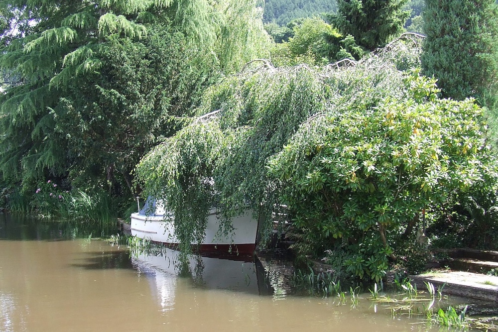 Brecon and Monmouth Canal At Govilon