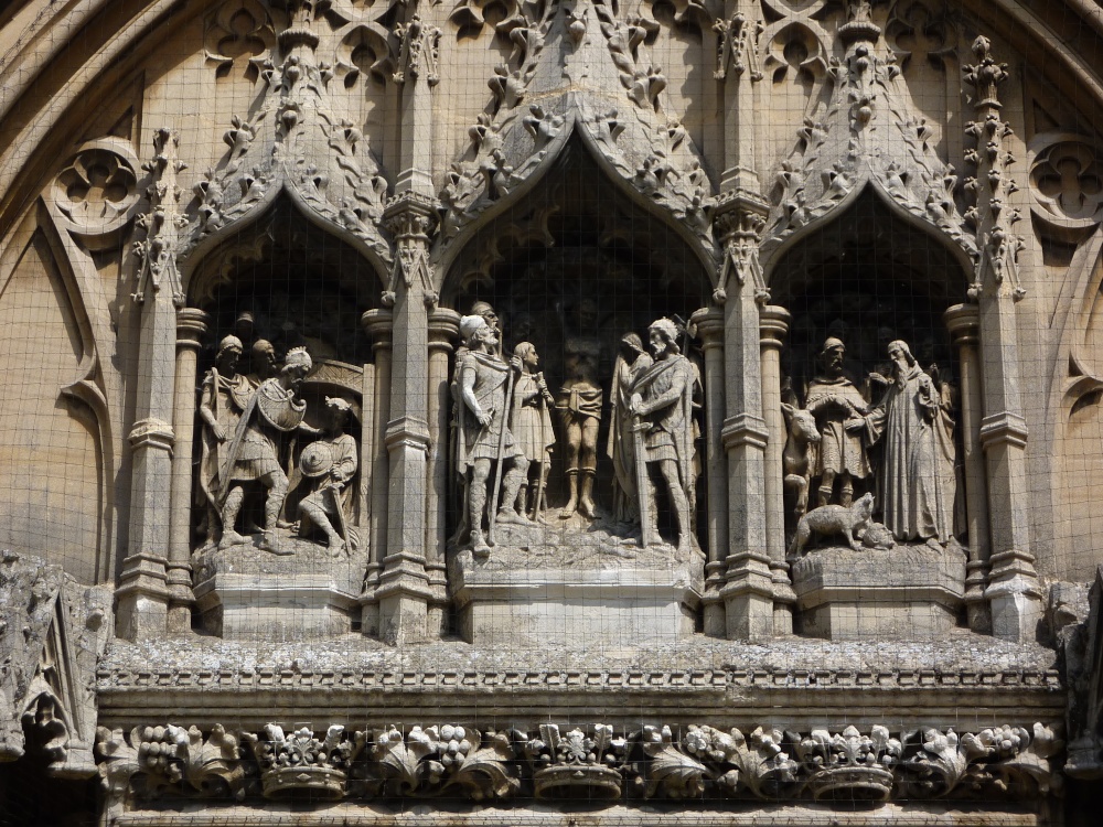 Close-up of the figurines on St. Edmunds RC Church