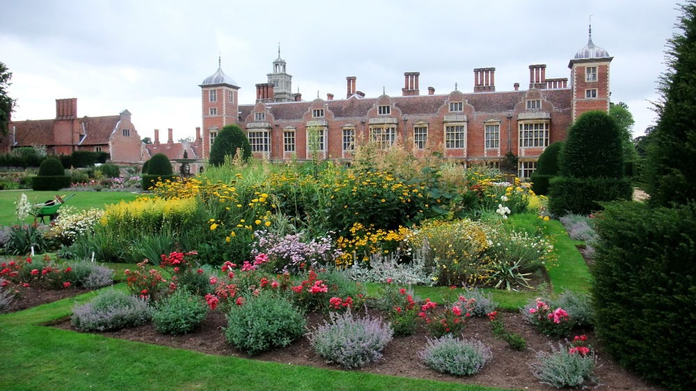 Rear View of Blickling Hall photo by Martin Thirkettle