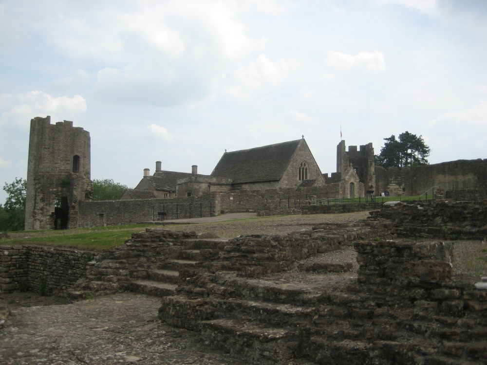 Photograph of Farleigh Hungerford Castle ruins