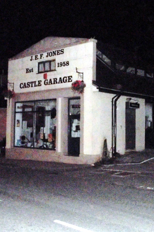 Castle Garage