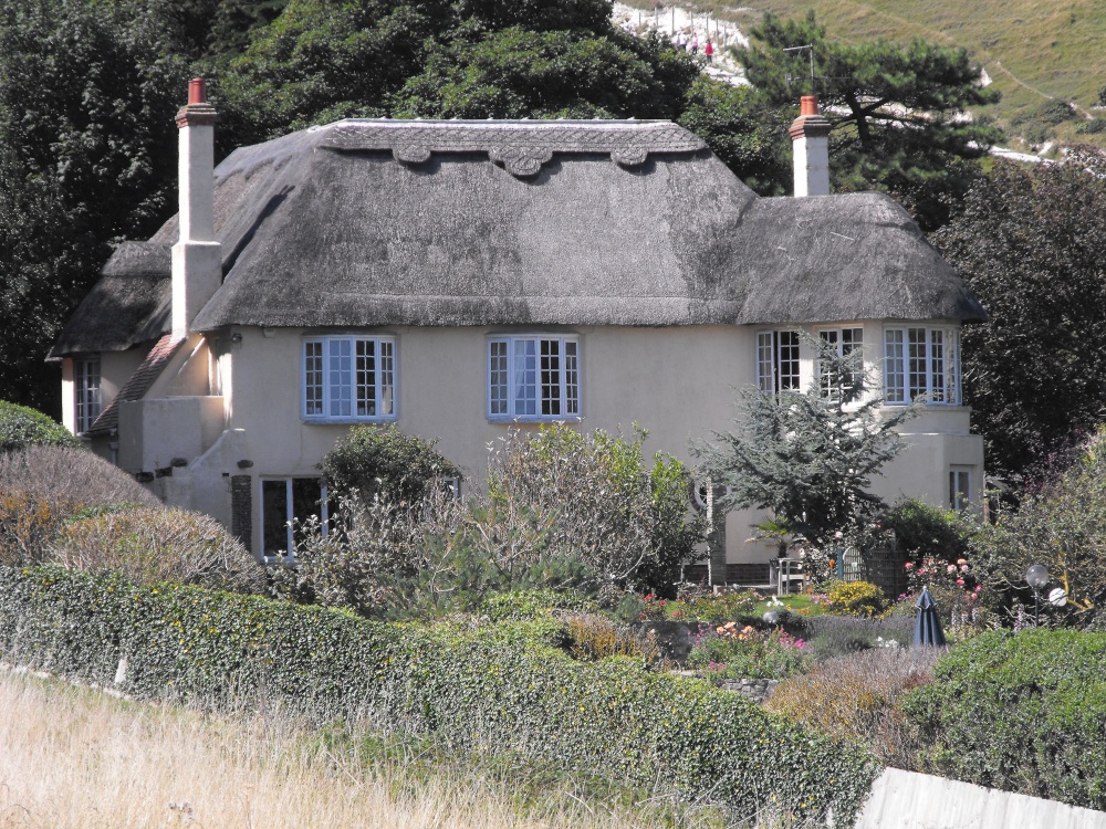 Beautiful thatched house in Lulworth