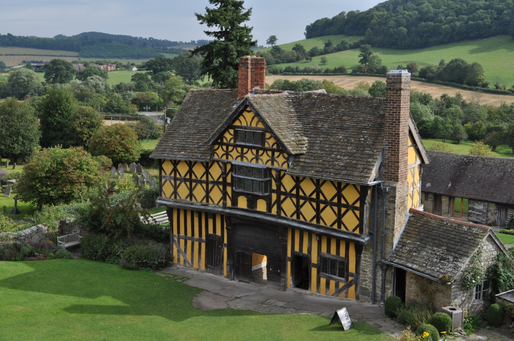 The Gatehouse photo by Jez Taylor