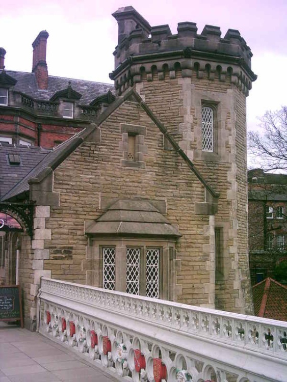 Bridge over the River Ouse - Cutest tearoom ever - Part 1