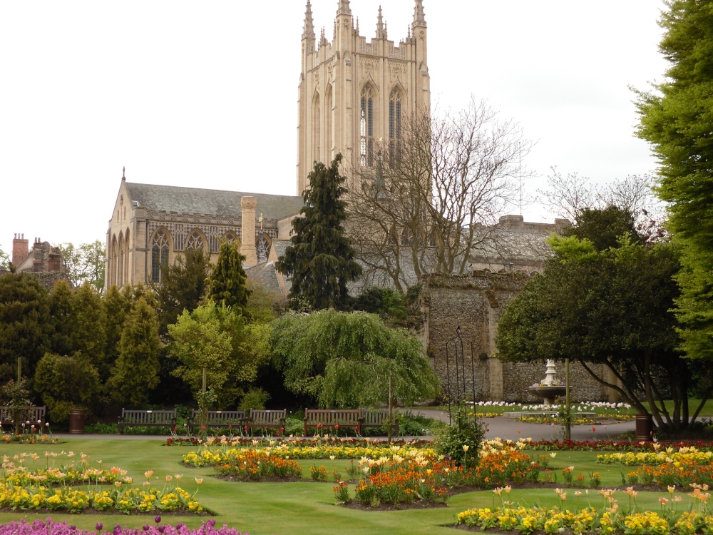 Photograph of Bury St Edmunds Cathedral