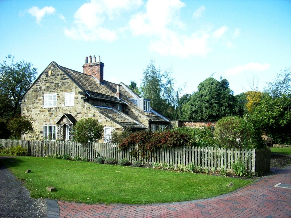 Photograph of Briar and Vine Cottages, Heath