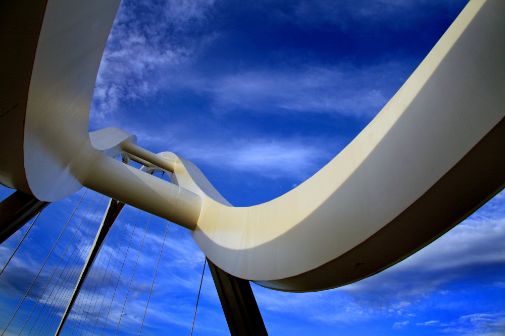 Photograph of Infinity Bridge