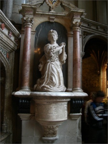 Statue of Mary Kendall