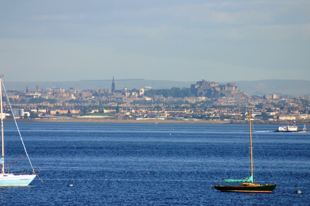 Photograph of Edinburgh seen from across the Firth of Forth