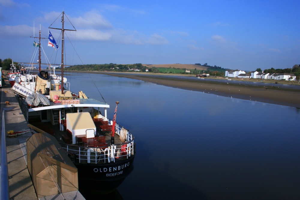 Photograph of Low tide at Bideford