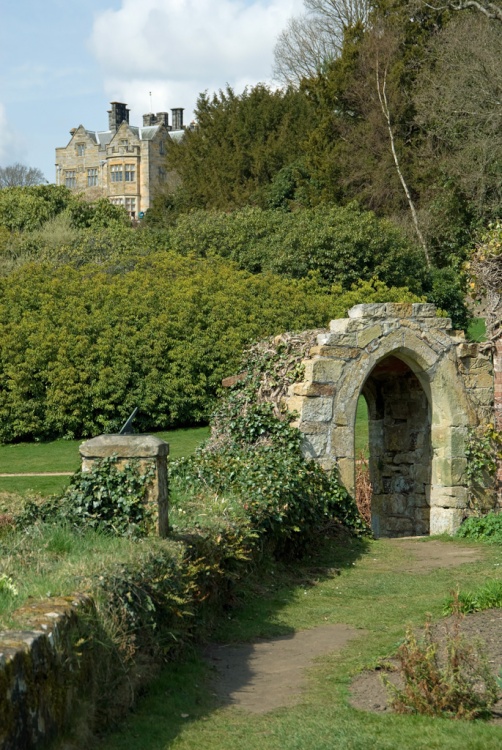 Scotney Castle
