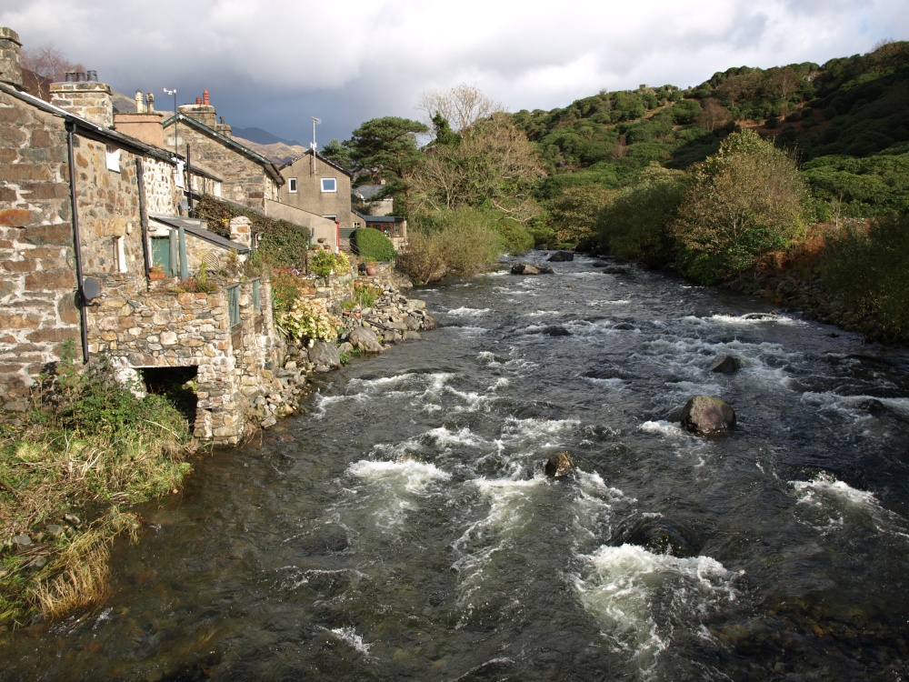 Photograph of The river at Beddgelert