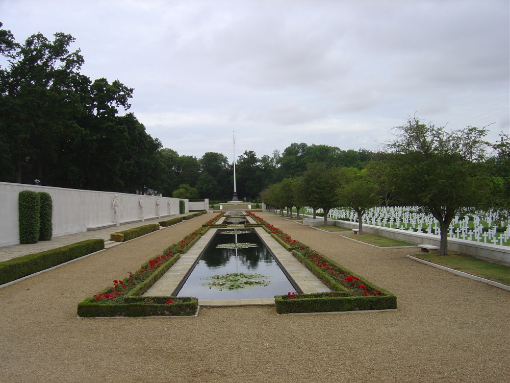 Cambridge American Military Cemetery & Memorial