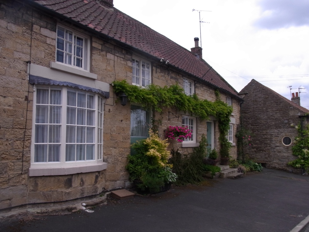 Ebberston cottage's