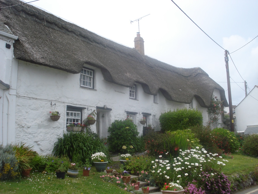 I COULD LIVE HERE !!