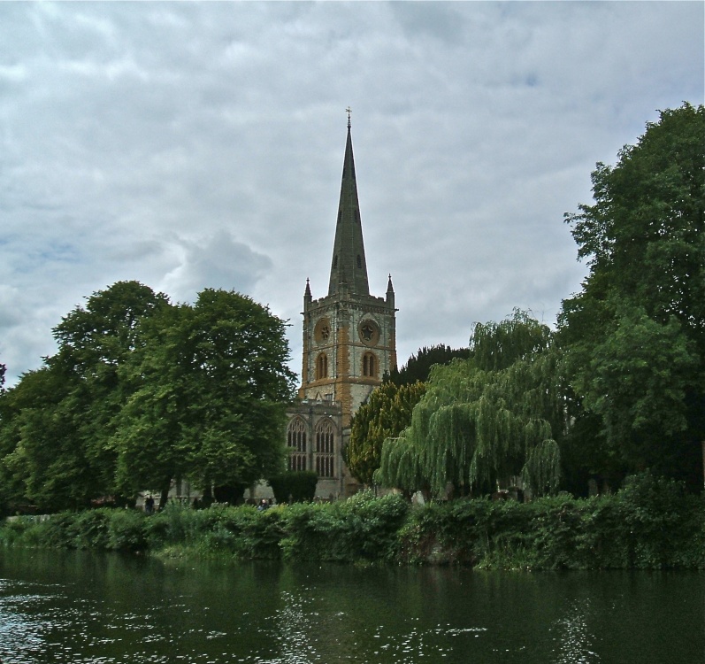 Photograph of Holy Trinity Church, Stratford