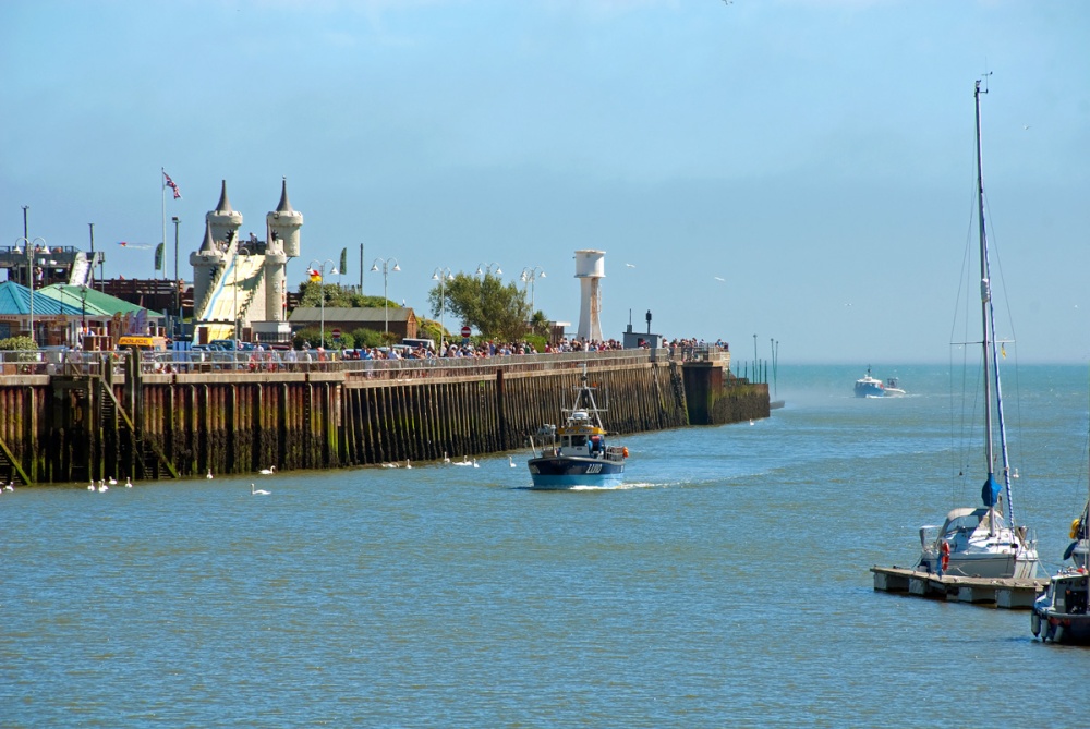 Littlehampton harbour entrance