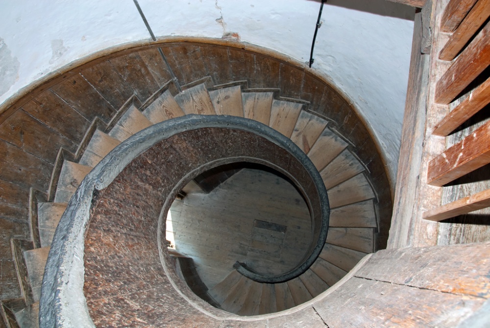Spiral staircase photo by Andrew Marks