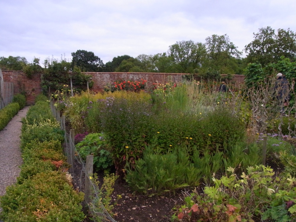 Walled Garden, Packwood House
