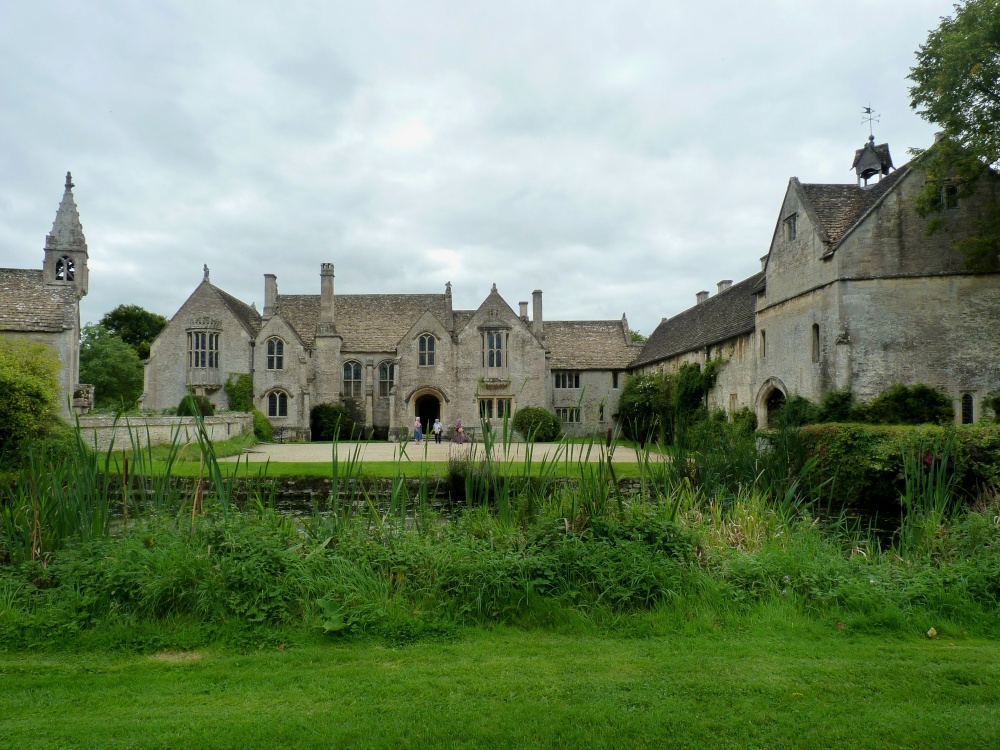 Great Chalfield Manor photo by Vince Hawthorn