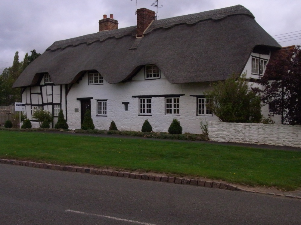 Photograph of The Thatches, Lower quinton