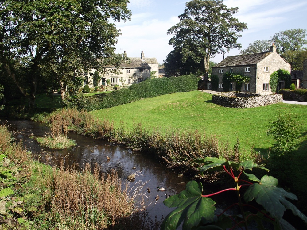 Photograph of The village of Linton in Wharfedale