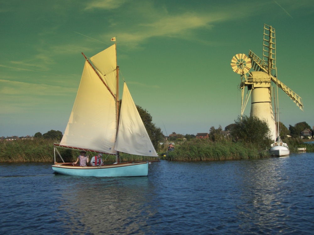Photograph of Thurne dyke drainage mill