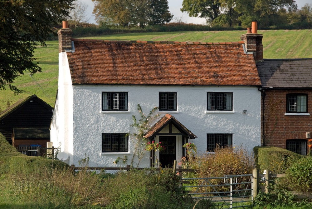 Cottage by Ardingly Viaduct